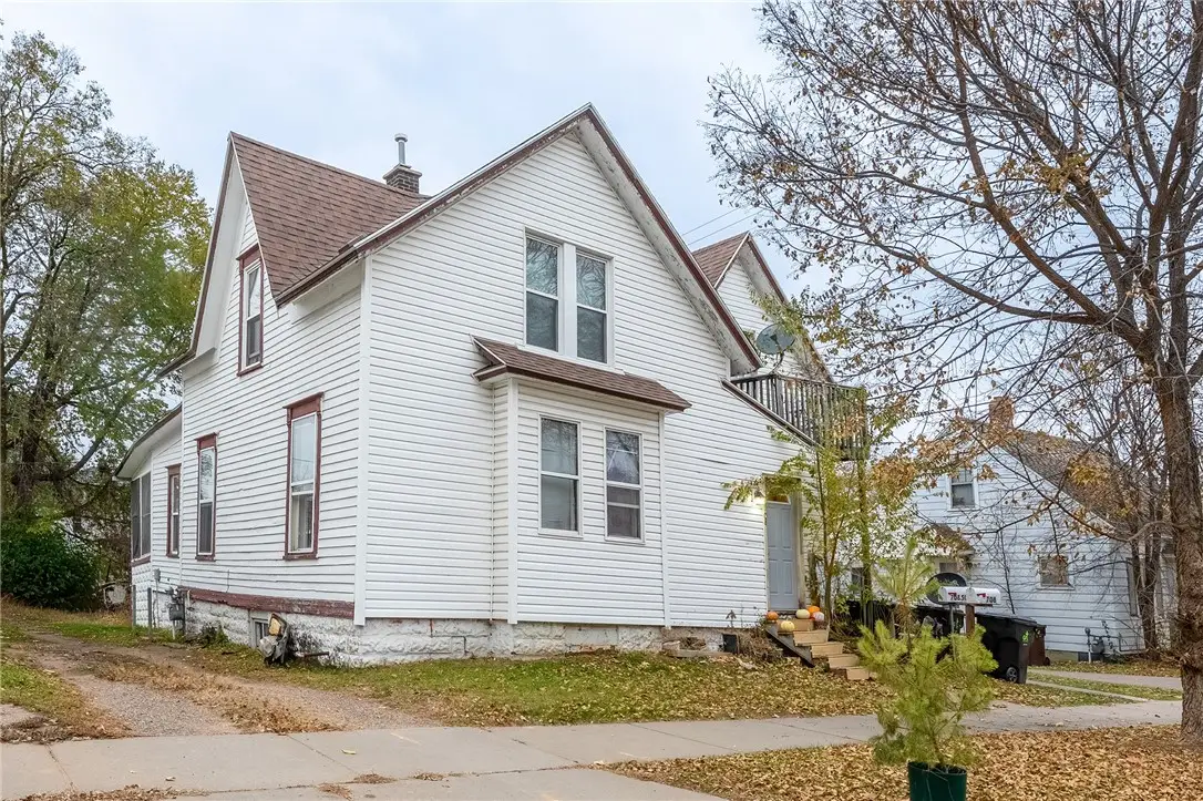 708 Jones Street #1 & 1/2, Eau Claire, WI 54701 - Image #1