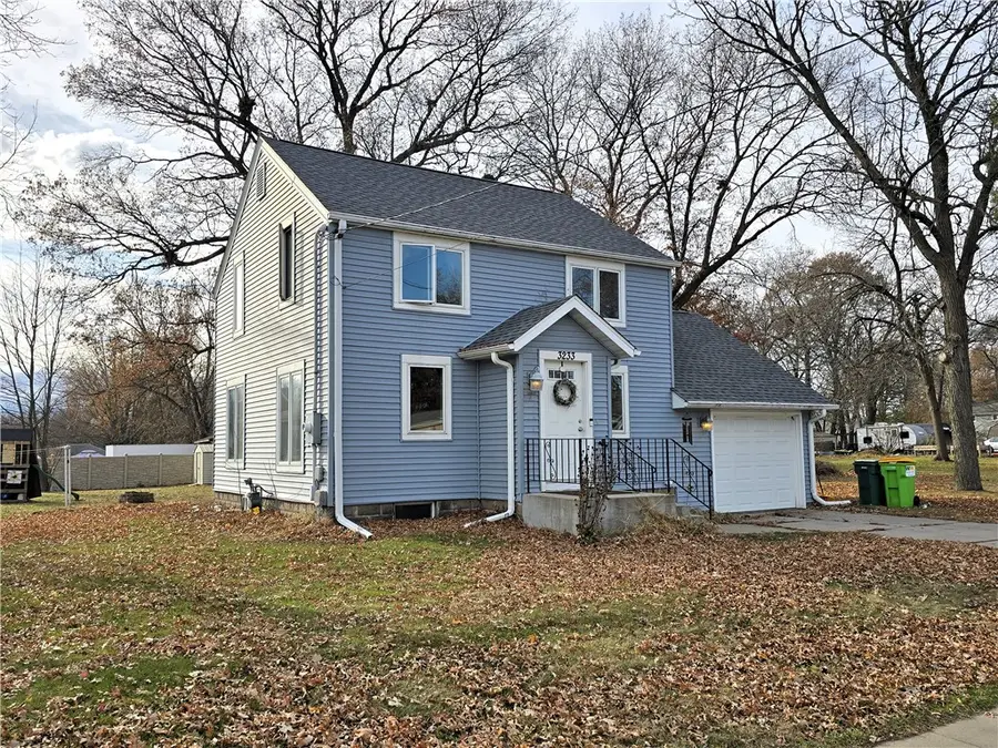 3233 Potter Road, Eau Claire, WI 54703 - #2