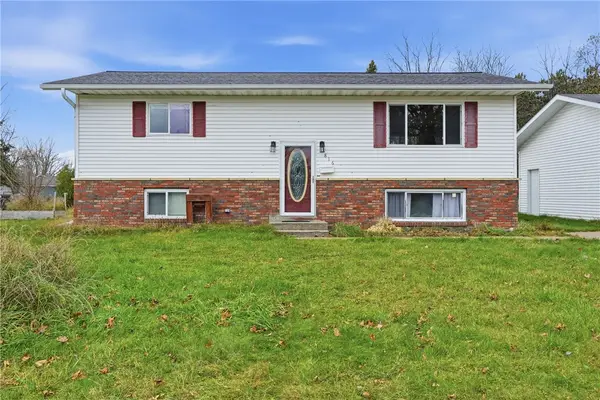 816 E 9th Street S, Ladysmith, WI 54848