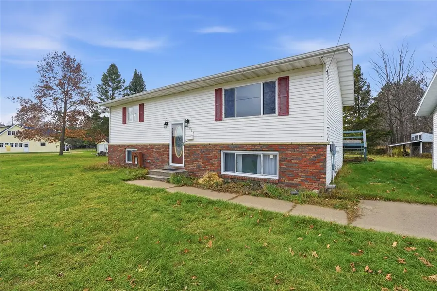 816 E 9th Street S, Ladysmith, WI 54848 - #3