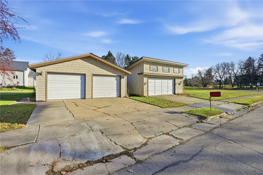 400 E Stanley Street, Thorp, WI 54771 - Image #3