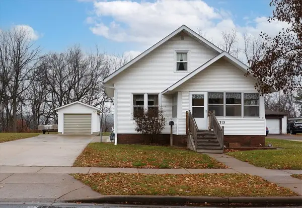 315 12th Avenue W, Menomonie, WI 54751