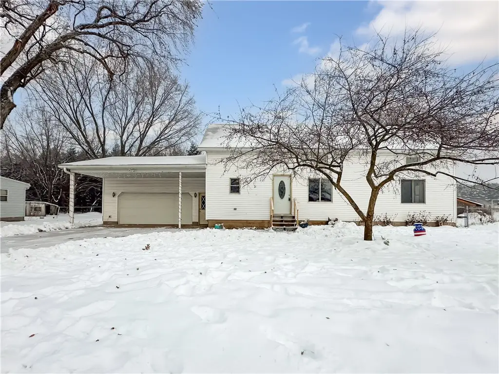 5534 E County Road V, Eleva, WI 54738 - Image #1