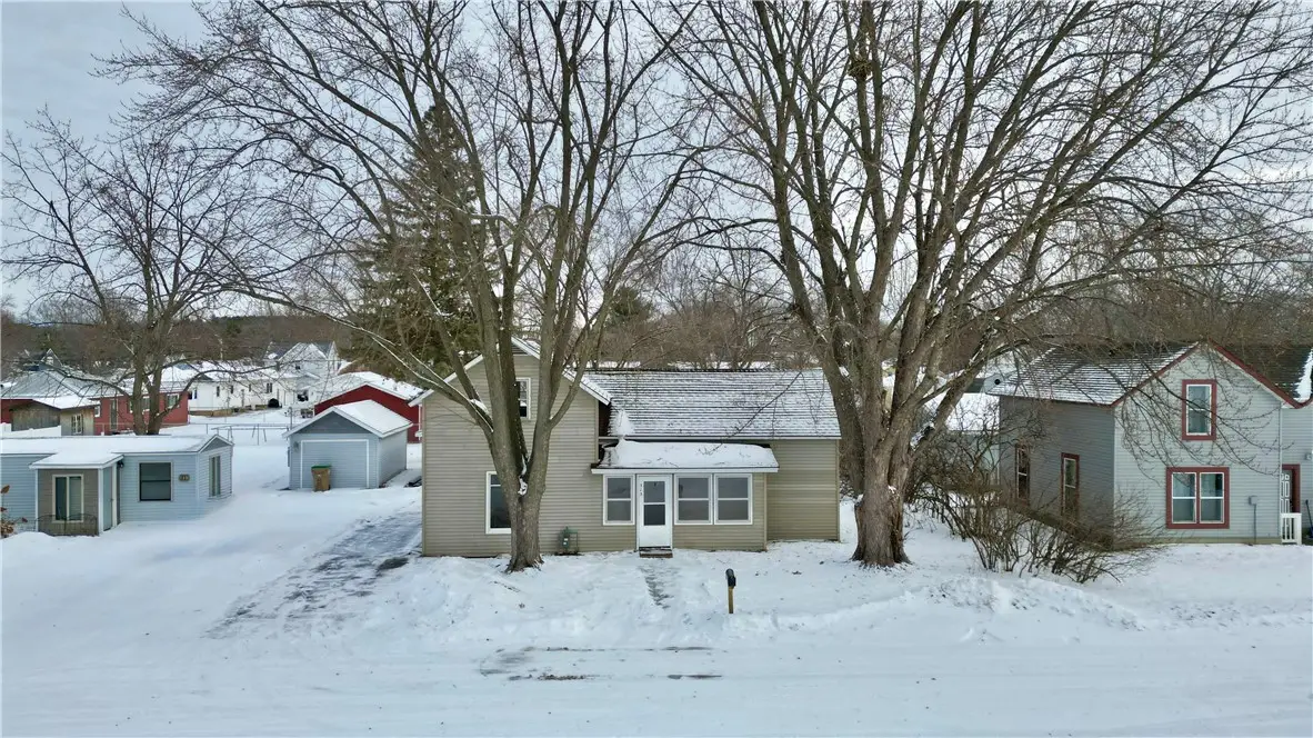 515 Chippewa Street, Chippewa Falls, WI 54729 - Image #1