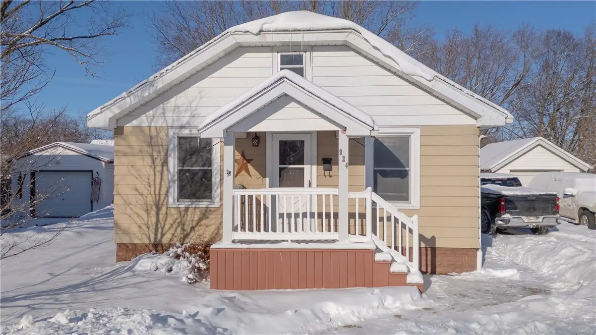 924 James Street, Eau Claire, WI 54703 - Image #1