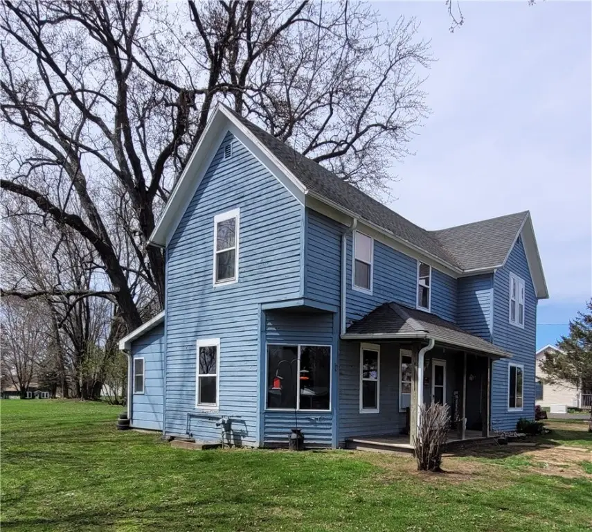 1112 Prospect Street #1-2, Neillsville, WI 54456 - Image #2