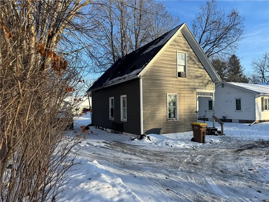 654 N Franklin Street, Mondovi, WI 54755 - Image #2
