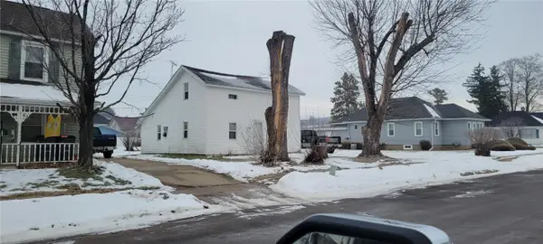 164 E Main Street, Hixton, WI 54635