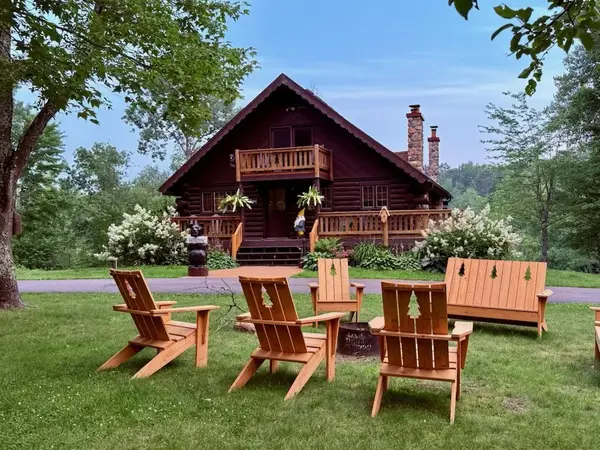 9065 N Rohlf Road, Hayward, WI 54843