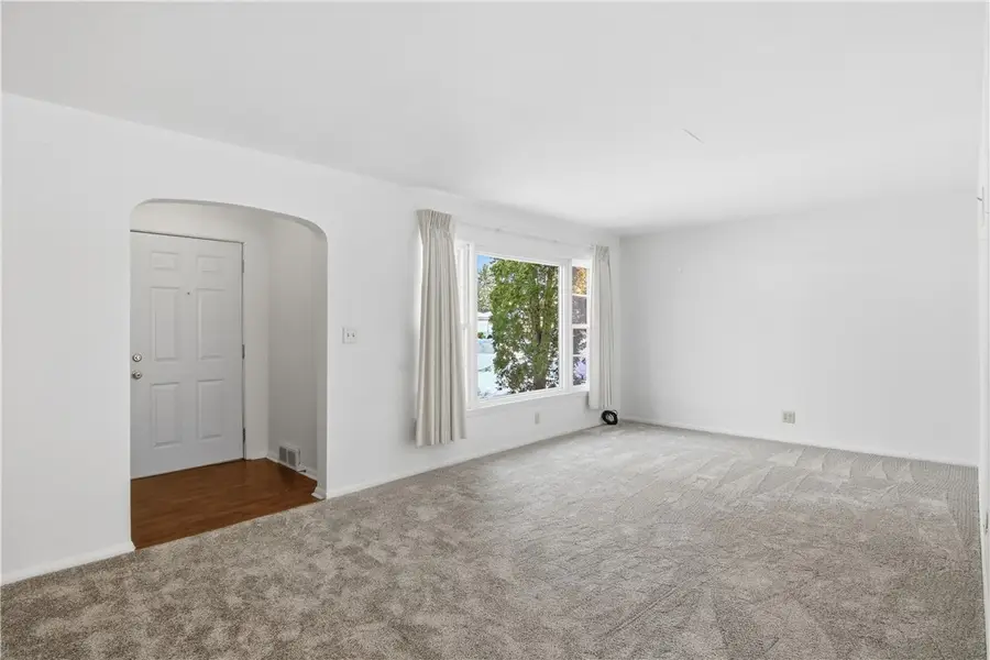 1709 Hopkins Avenue, Eau Claire, WI 54701 - Image #3