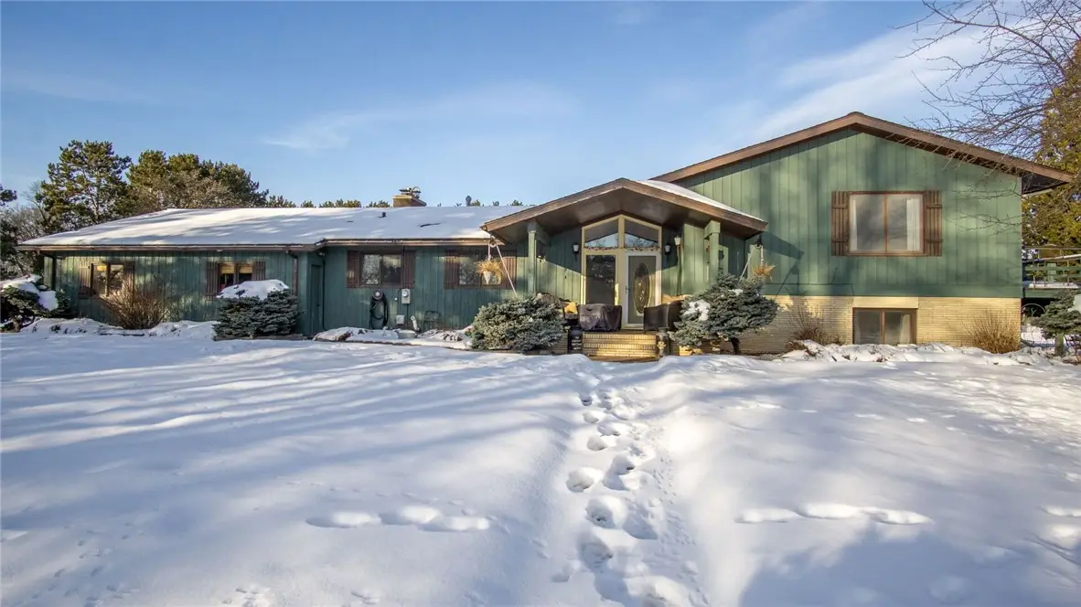 809 High Street, Colfax, WI 54730 - Image #1