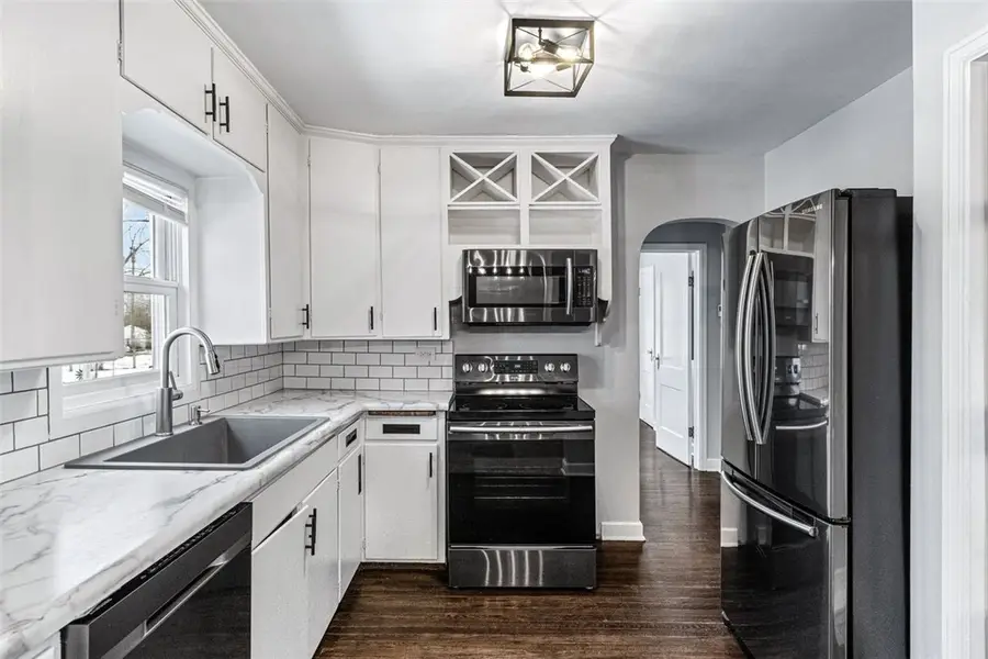 2214 Sherwin Avenue, Eau Claire, WI 54701 - #2