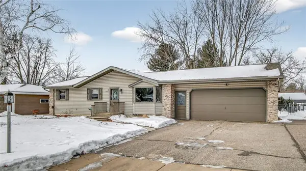 3352 Mcivor Street, Eau Claire, WI 54701