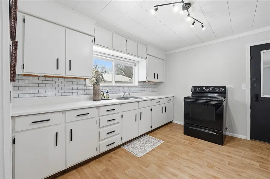 555 Irvine Street, Chippewa Falls, WI 54729 - Image #3