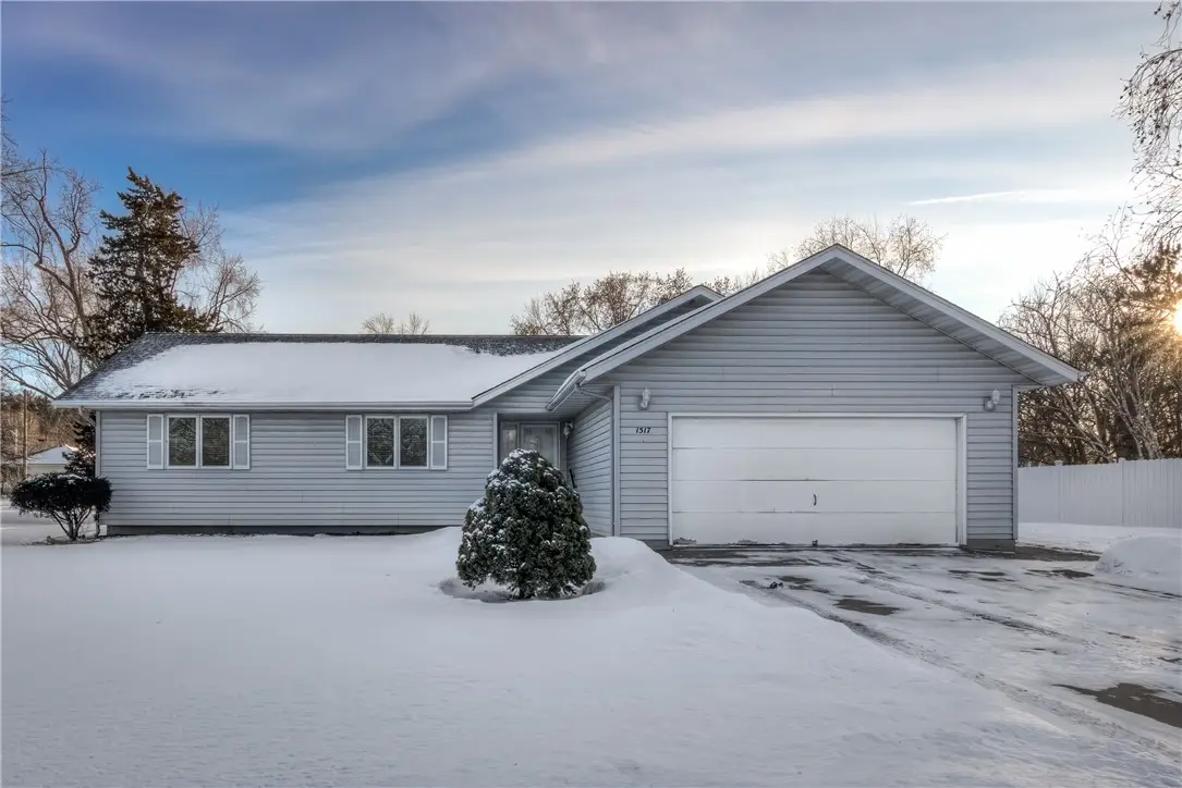 1517 E Clairemont Avenue, Eau Claire, WI 54701 - Image #1