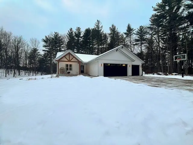 E10034 331st Avenue, Eau Claire, WI 54703 - Image #1