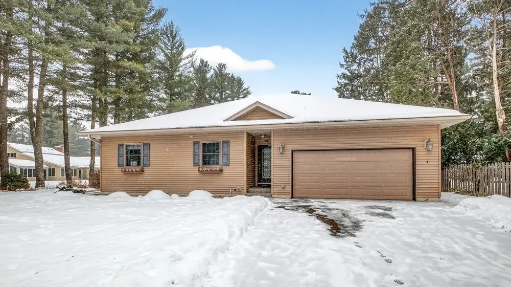 309 Tartan Place, Eau Claire, WI 54701 - Image #1