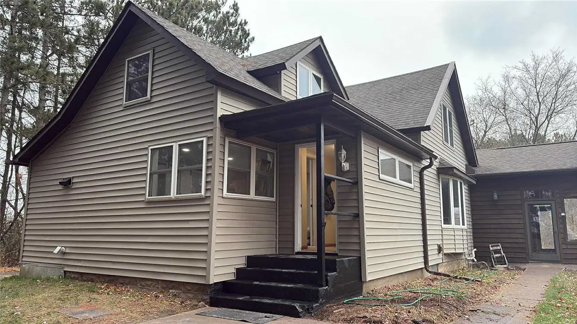 584 21 1/2 Avenue, Cumberland, WI 54829 - #1