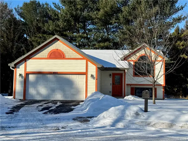 4910 Rye Court, Eau Claire, WI 54701