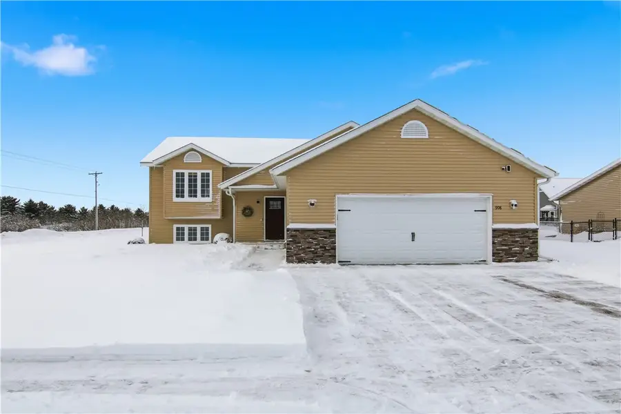 908 Mooring Line Drive, Chippewa Falls, WI 54729 - #2