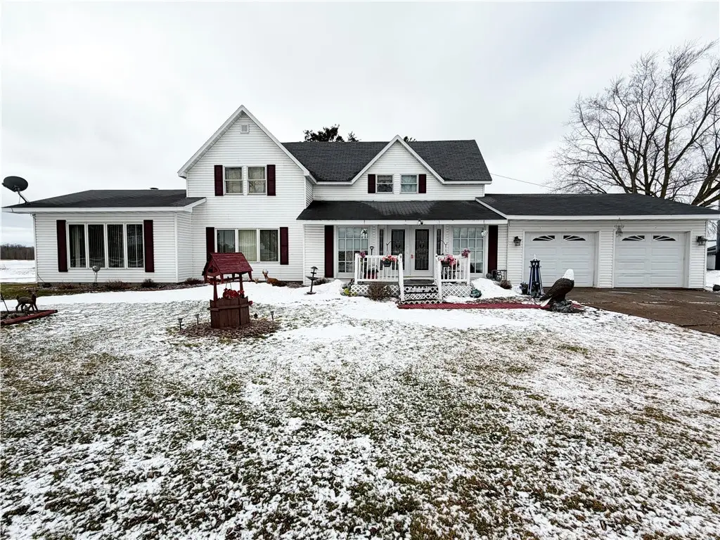 854 6th Street, Clayton, WI 54004 - #1