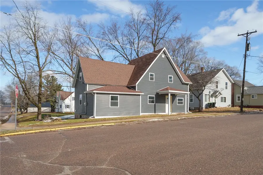 114 W School Street, Greenwood, WI 54437 - #2