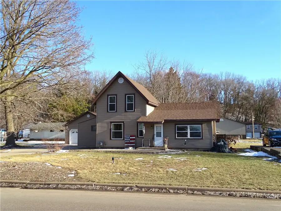 1311 E Prospect Street, Durand, WI 54736 - #2