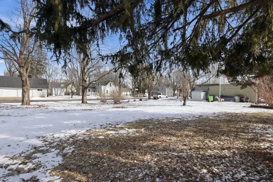 420 E Elm Avenue E, Menomonie, WI 54751 - #3