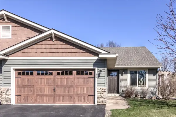 617 Blue Karner Drive, Altoona, WI 54720