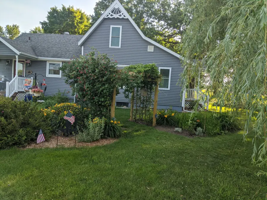 683 W Riverside Avenue, Mondovi, WI 54755 - #3