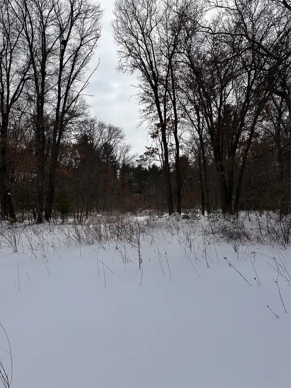 Lot 5 Creekside Court, Eau Claire, WI 54701