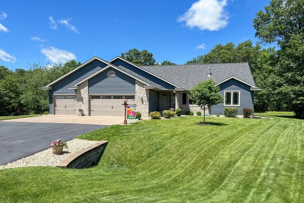 10522 24th Avenue, Eau Claire, WI 54703 - #1