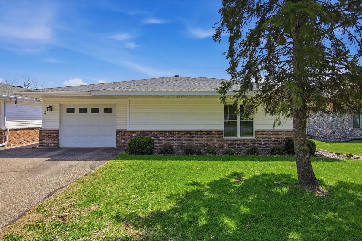 926 Tainter Street Ne #A, Menomonie, WI 54751 - #1
