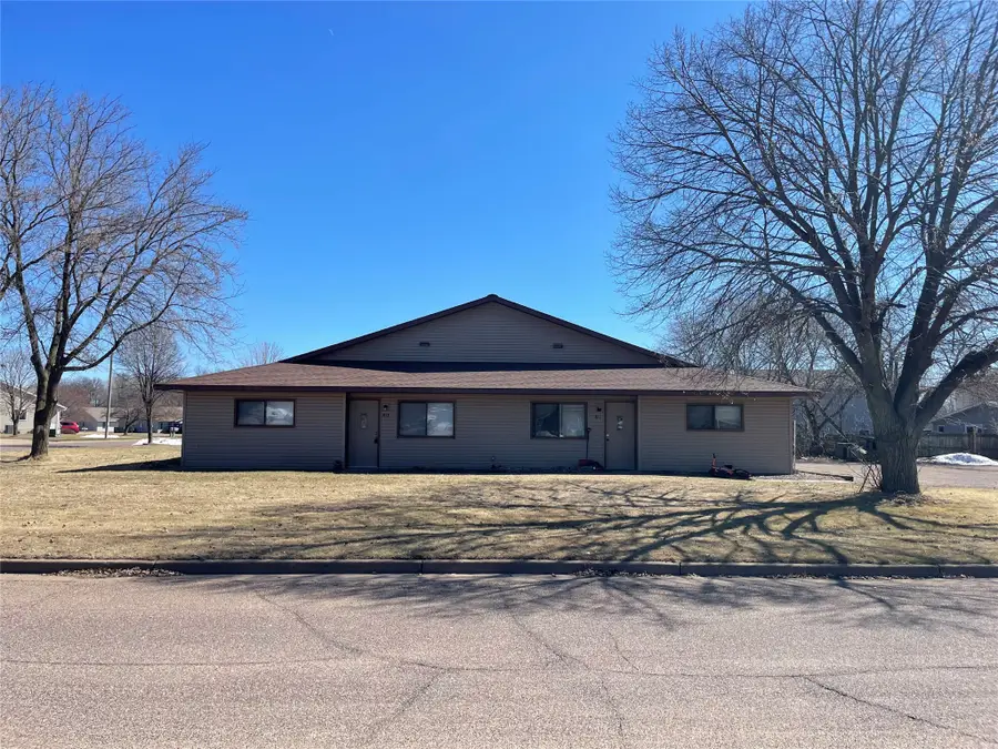 801 & 811 Whispering Pine Drive #801-817, Chippewa Falls, WI 54729 - #2