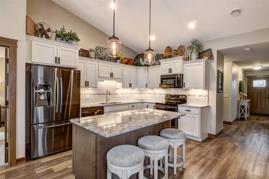 5609 Green Park Drive, Eau Claire, WI 54703 - #2