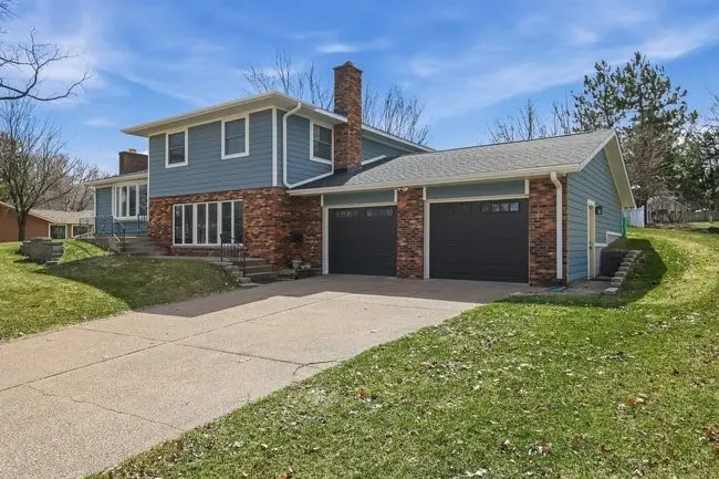 3503 W Country Club Lane, Altoona, WI 54720 - #2