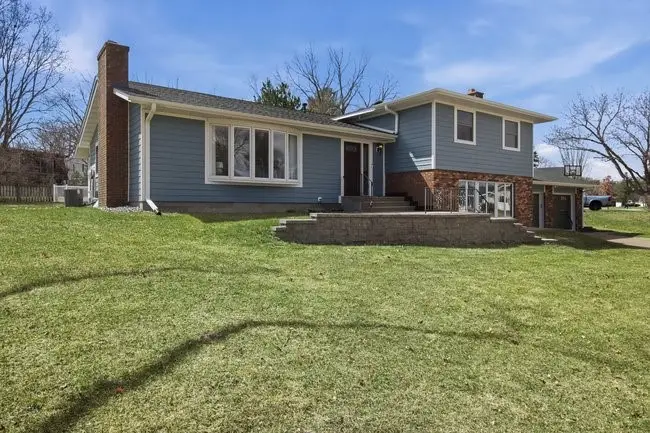 3503 W Country Club Lane, Altoona, WI 54720 - #3