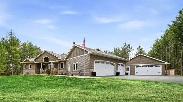 909 Thistle Lane, Eau Claire, WI 54703
