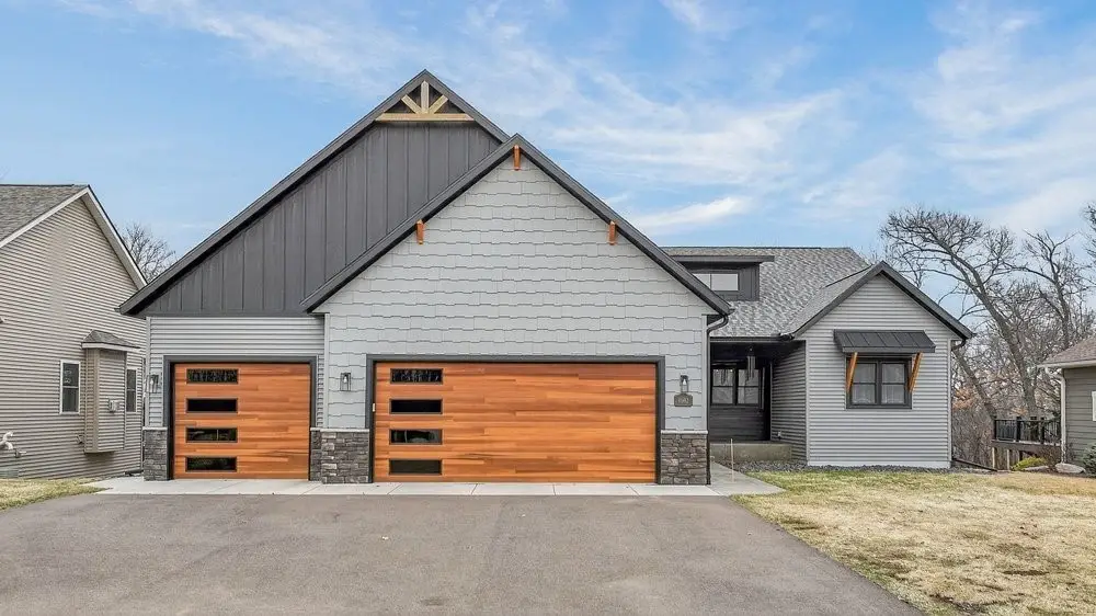 4642 S Oakwood Hills Parkway, Eau Claire, WI 54701 - #1