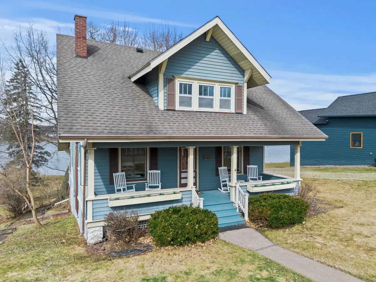 1515 3rd Avenue, Cumberland, WI 54829 - #1