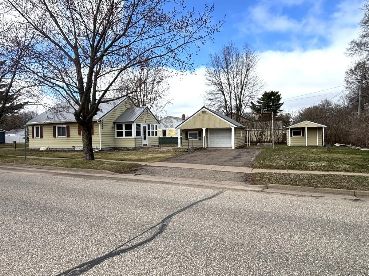 1104 Garfield Avenue, Altoona, WI 54720 - #1