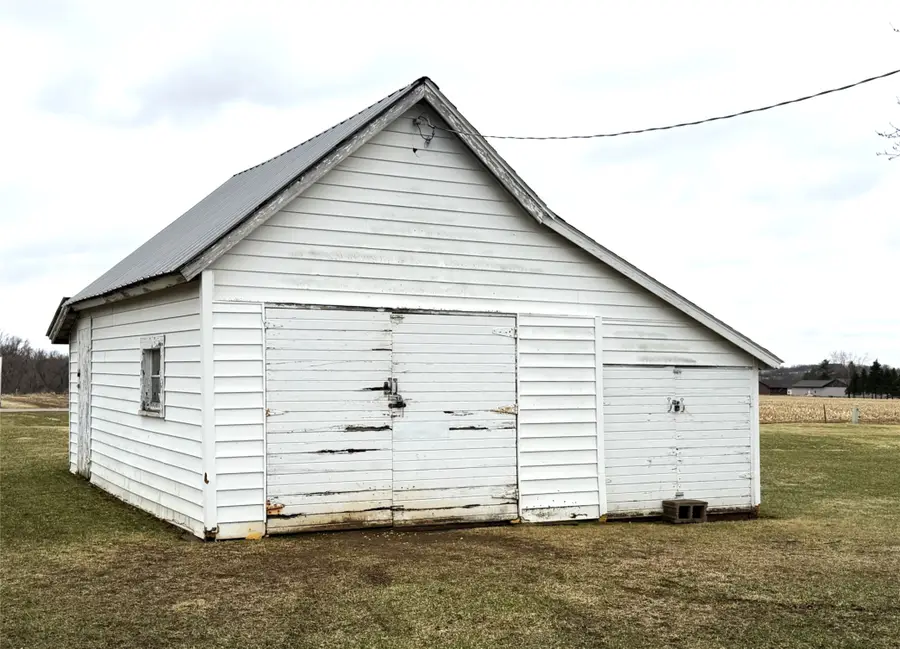 W17687 Fairview Rd., Whitehall, WI 54773 - #3