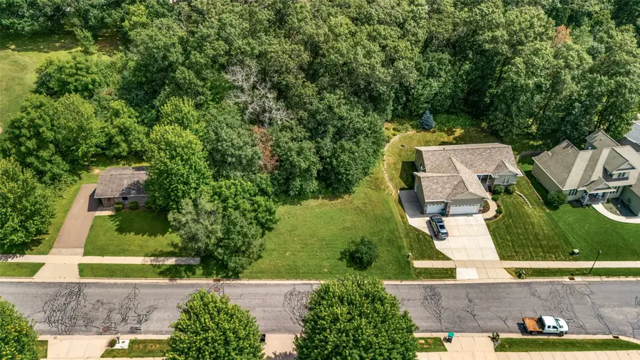 341 Monte Carlo Dr, Eau Claire, WI 54703 - #2