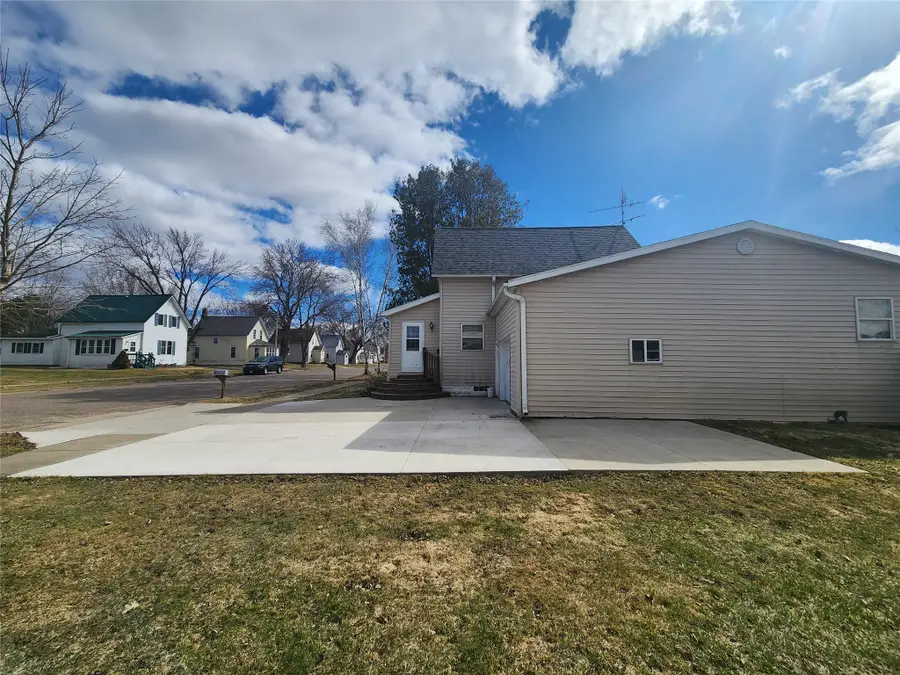 627 Gilman Street, Stanley, WI 54768 - #3