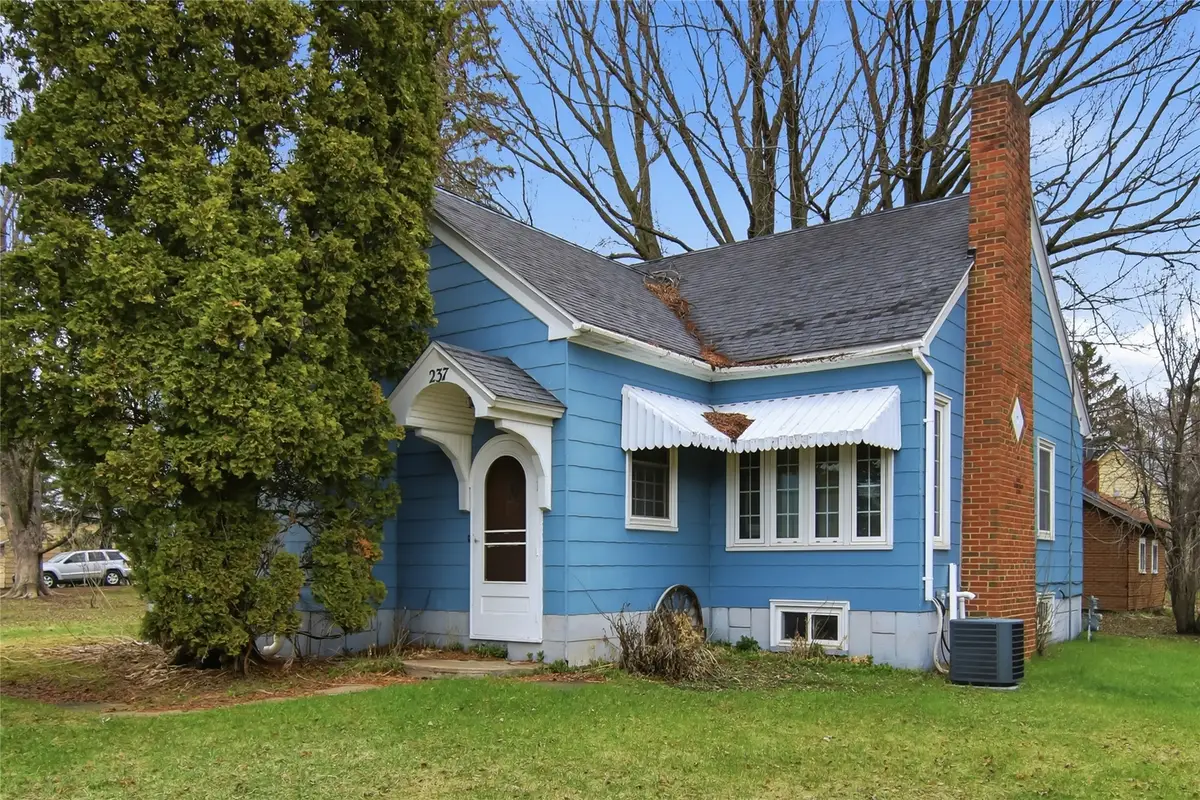 237 Garfield Street, Stanley, WI 54768 - #1