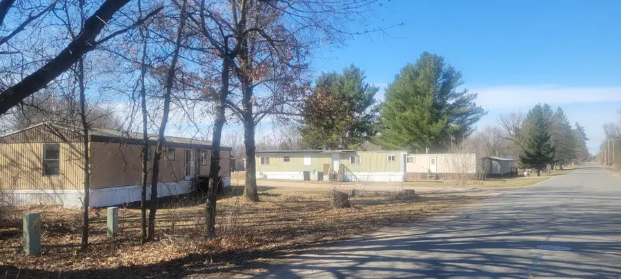 204 Camp Road #17, Fairchild, WI 54741 - #2