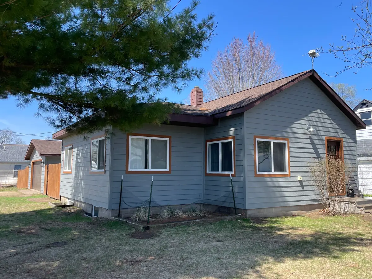 1819 9th Street E, Menomonie, WI 54751 - #1