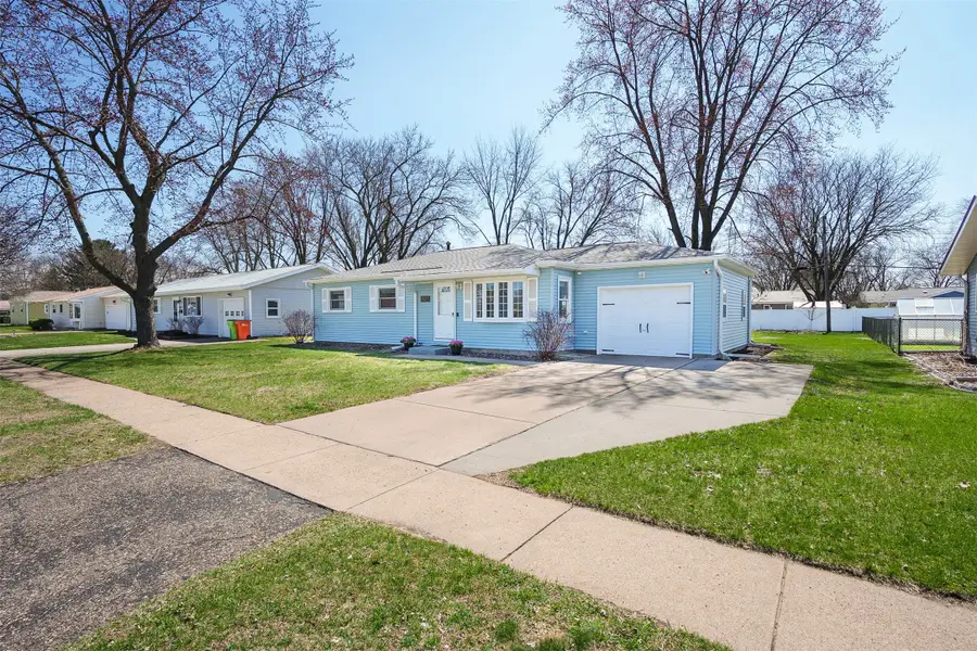 2527 Lynn Avenue, Altoona, WI 54720 - #2