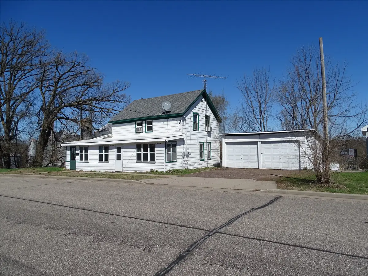 800 E Madison Street, Durand, WI 54736 - #1