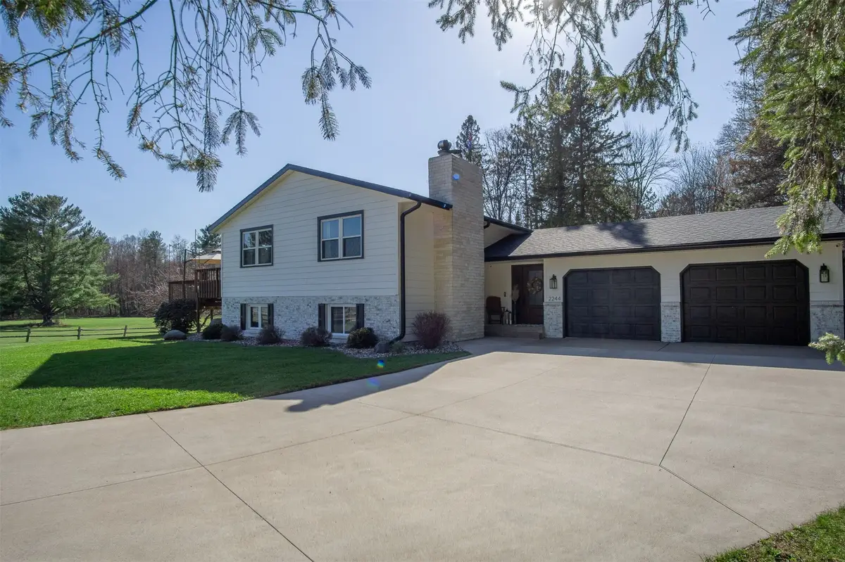 2244 N 90th Avenue, Eau Claire, WI 54703 - #1